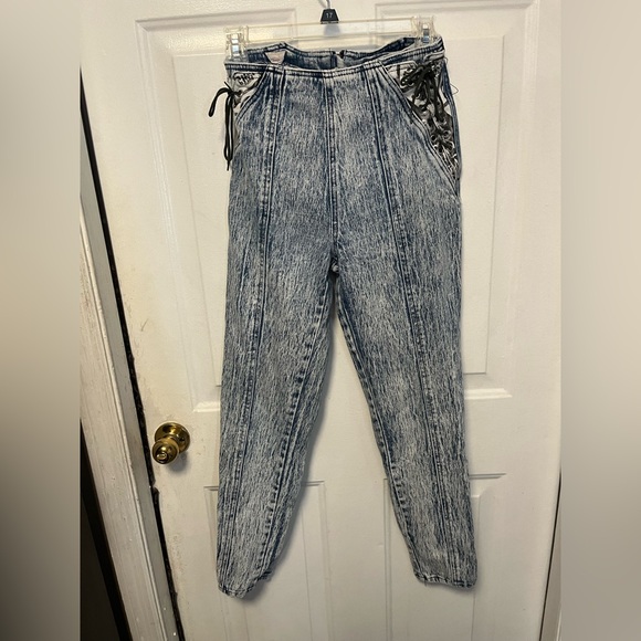 Vintage traffic  Blue Denim acid washed Jeans with Logo size 5/6 - Picture 1 of 6